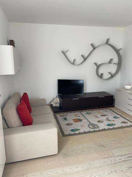 Maison Minu Appartement Porto Ceresio Buitenkant foto